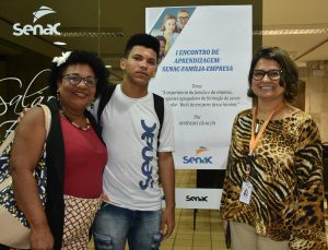 Evento promove encontro entre alunos da aprendizagem, familiares e empresas