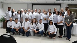 Alunos de Gastronomia na XVII Mostra de Extensão da Faculdade Senac