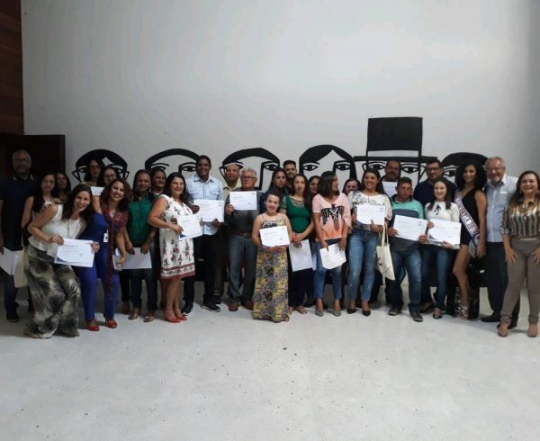 Alunos da carreta-escola em Triunfo