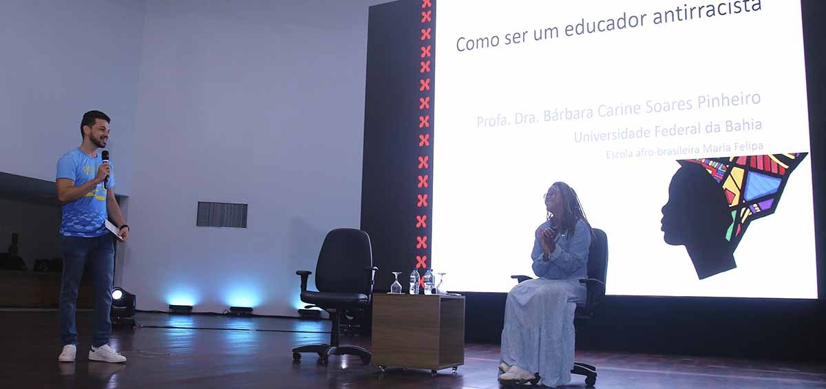 A importância de educadores antirracistas para abrir portas para a diversidade