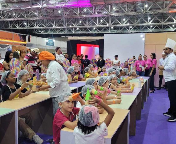 Espaço Kids da 1ª Feira de Confeitaria Senac é sucesso no primeiro dia de evento